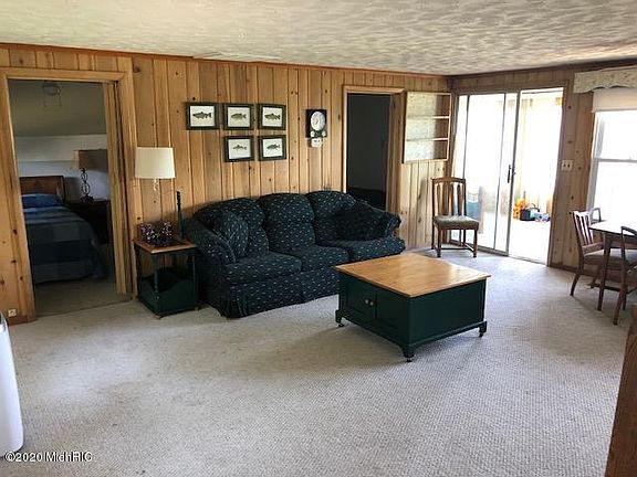 4th image of 151 S Beechwood Dr