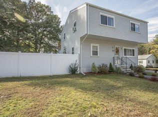 13 King Rd, Holbrook, MA 02343