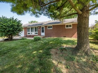 1902 Cypress Dr, Champaign, IL
