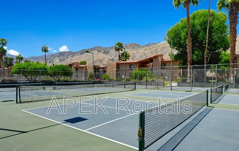 1050 E Ramon Rd — Photo 13