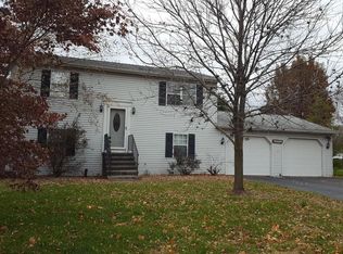 2275 Heather Rd, York, PA 17408