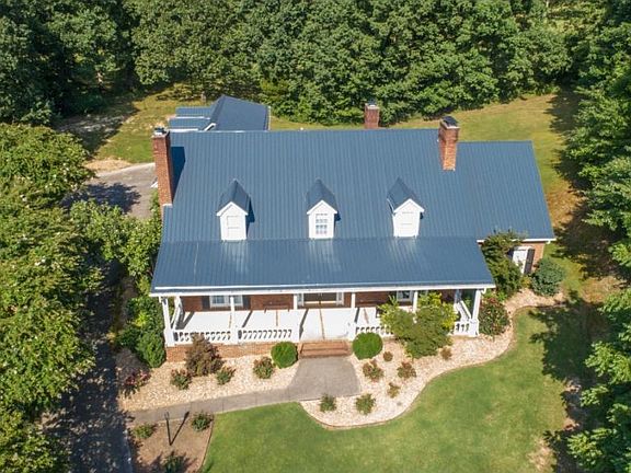 3rd image of 2710 Kingsland Ct