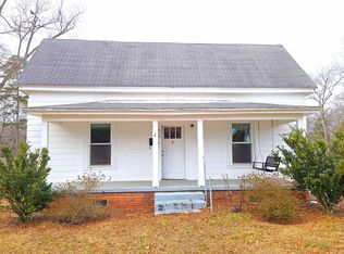 810 Chestnut St, Laurens, SC 29360