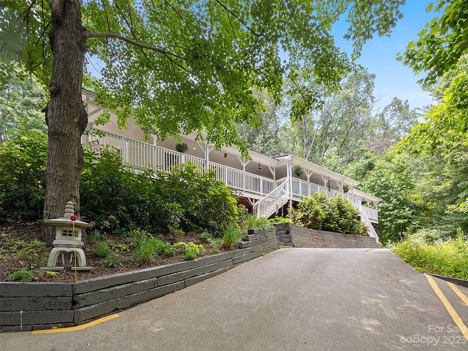 1st image of 355 Dayton Dr