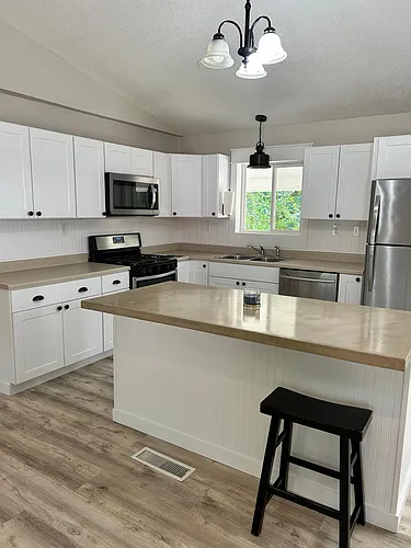 5001 Heights Ravenna Rd Photo 1