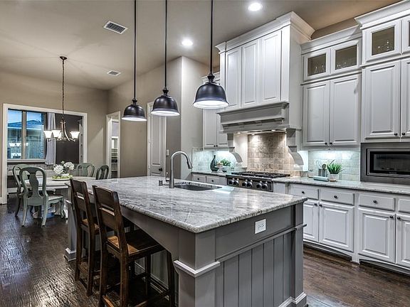 4th image of 13853 Countrybrook Dr