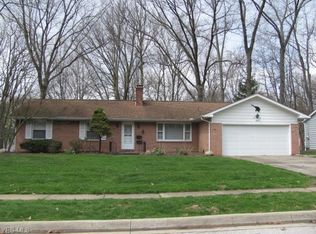 408 Burr Oak Dr, Kent, OH 44240