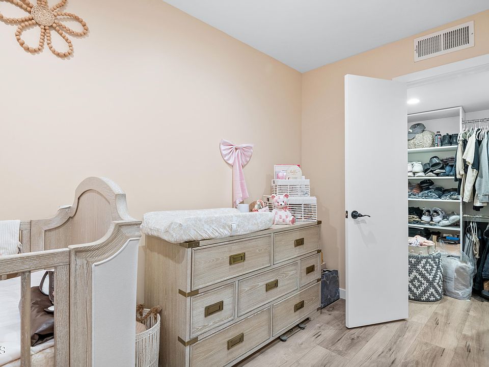 1st image of 20224 Cohasset St Unit 12