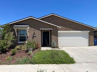 2264 Luna Ct, Los Banos, CA 93635