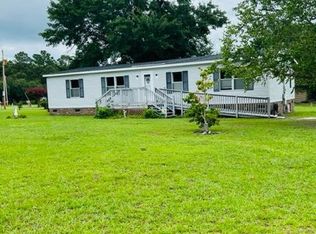 1234 Pine Ridge Rd, Manning, SC 29102