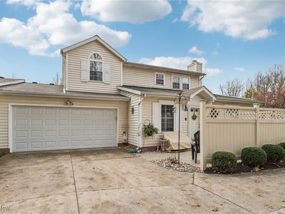709 S Point Trl #B7, Berea, OH, 44017