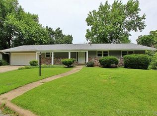 1729 Ridgeway Dr, Cape Girardeau, MO 63701