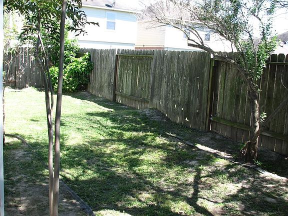 2nd image of 18415 Alemarble Oak St