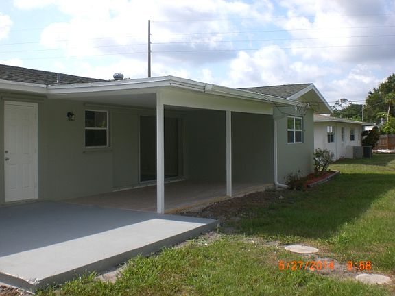 3rd image of 2055 45th Ave
