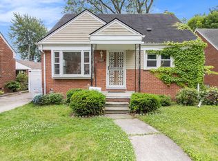 オーチャードハウス 25715 Orchard Dr, Dearborn Heights, MI 48125 | Zillow