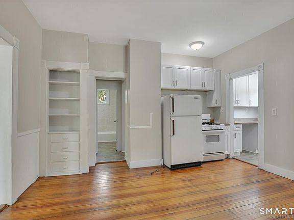 2nd image of 94 Bassett Street