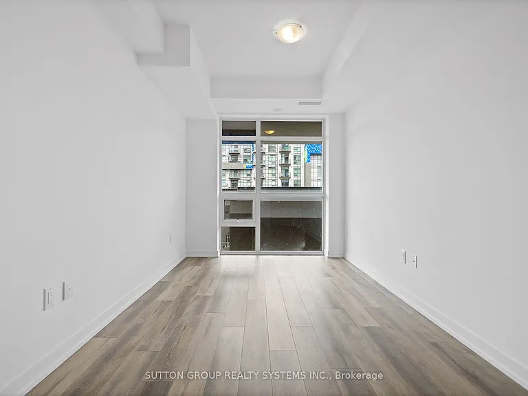470 Dundas St E #617 — Photo 26