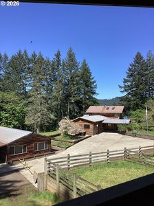 4890 Henderer Rd, Elkton, OR, 97436