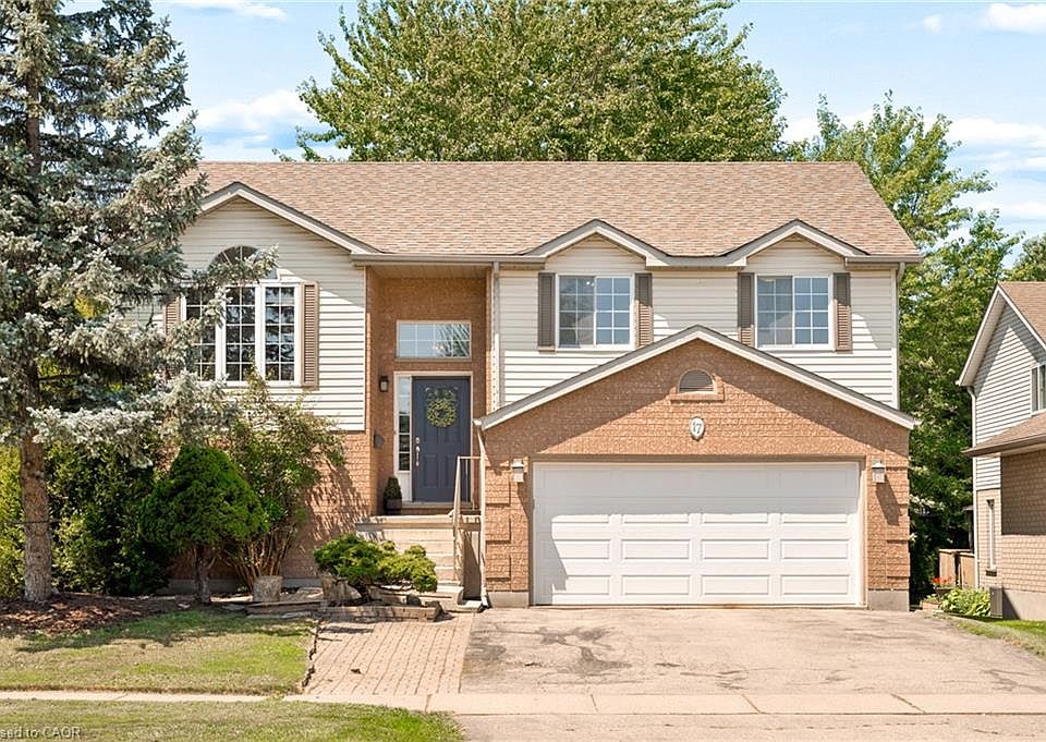 1st image of 17 McLachlan Pl