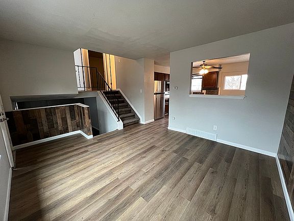 2nd image of 2858 Wyatt St