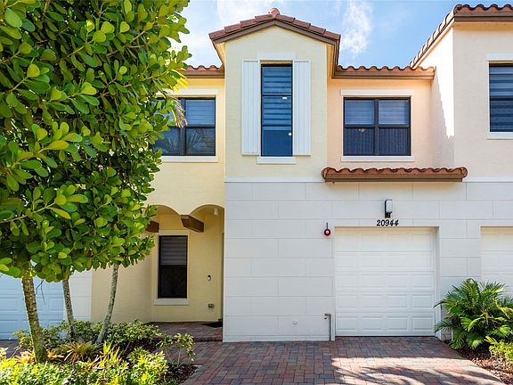 2nd image of 20944 NW 1st Street