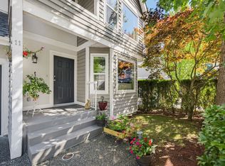 1135 Lansdowne Dr #11, Coquitlam, BC V3B 7K6