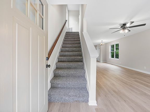 3rd image of 170 Oak St Lot 6