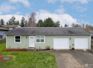 37708 Vista Key Dr NE, Hansville, WA 98340