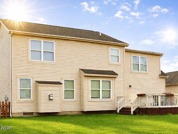 2nd image of 910 Wellsley Way