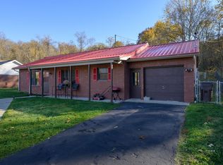 55 Butternut Dr, Gallipolis, OH 45631