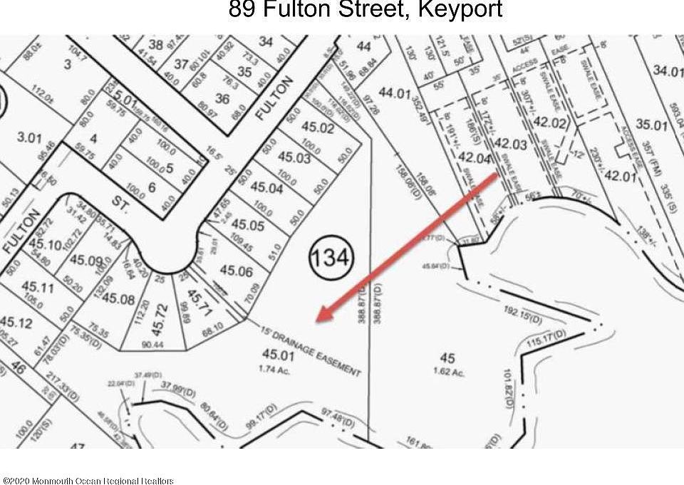 2nd image of 89 Fulton St
