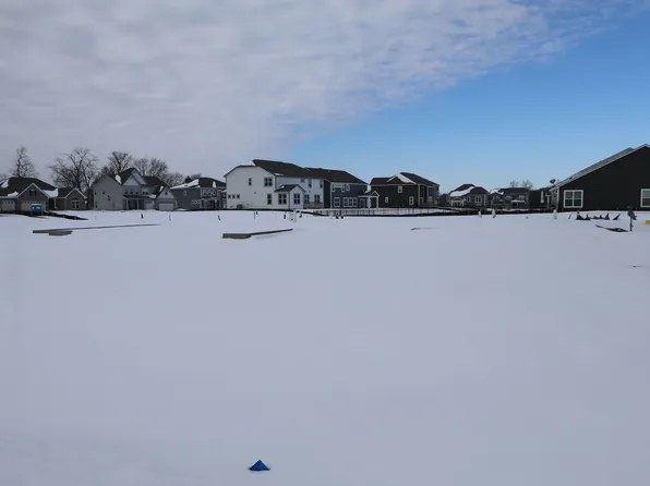 12386 Fresh Stock Dr, Noblesville, IN 46060