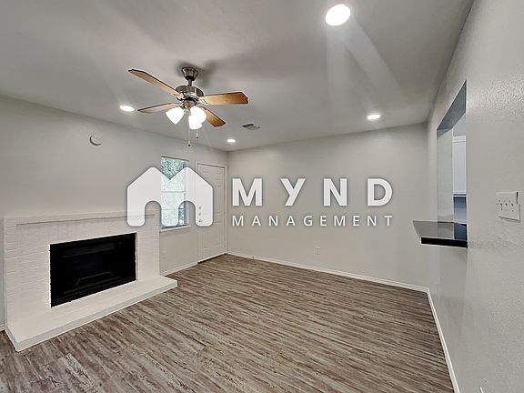 2nd image of 1807 River Crossing Cir APT C