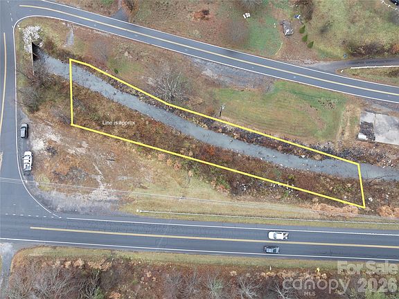 5th image of 532 Pitman Rd
