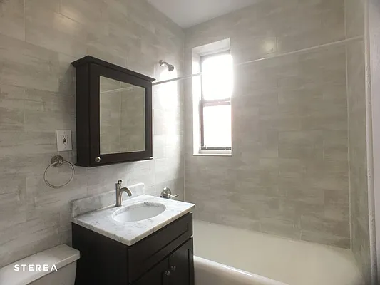 Rented by Sterea Agency | media 22