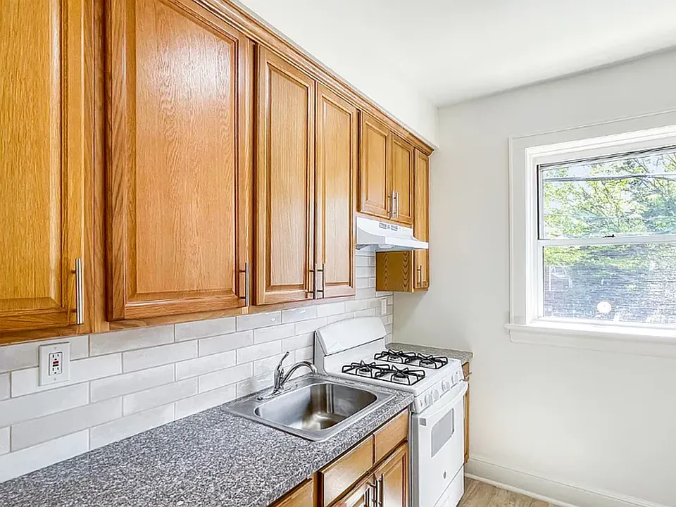 131 Silver Lake Rd #303