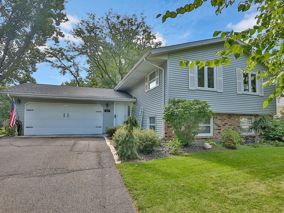 1st image of 324 Moreland Cir