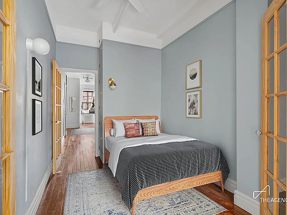 5th image of 231 Maujer St #2B