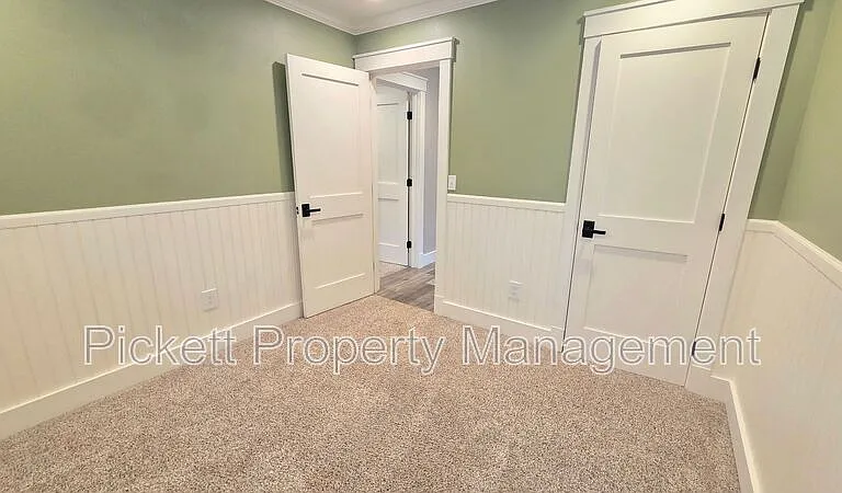 133 NE Gilmax Ln — Photo 12