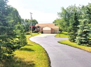 8730 10 Mile Rd NE, Rockford, MI 49341