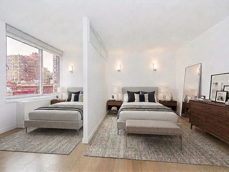 200 E 11th St #402 — Photo 7