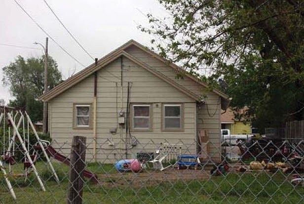 2nd image of 711 Safford Ave