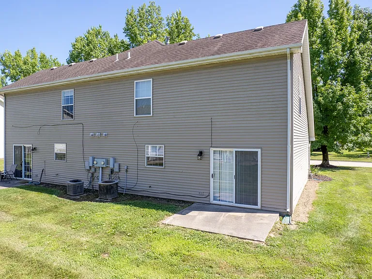 4401-4403 Cheryl Ct. — Photo 8