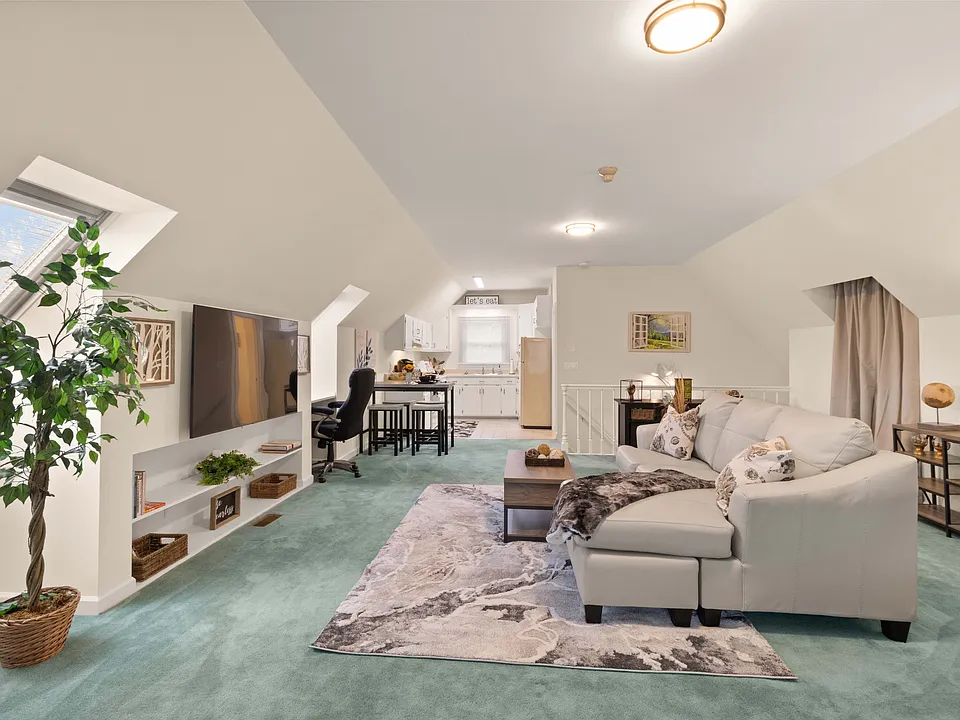 240 Spring Meadows Ln #EMERALD DREAMS