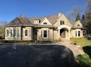 69 Scenic Oaks Dr, Bloomfield Hills, MI 48304