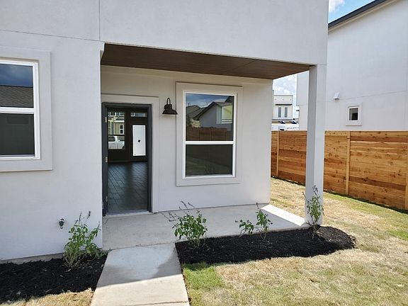4th image of 8716 Whitter Dr #A