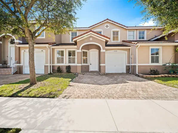 13834 SW 274th Ter, Homestead, FL 33032