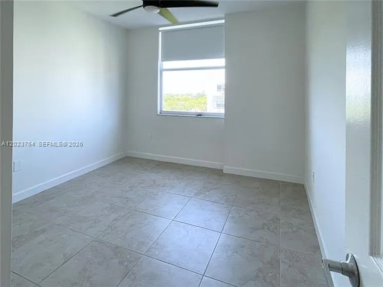 1723 SW 2nd Ave #705 — Photo 6