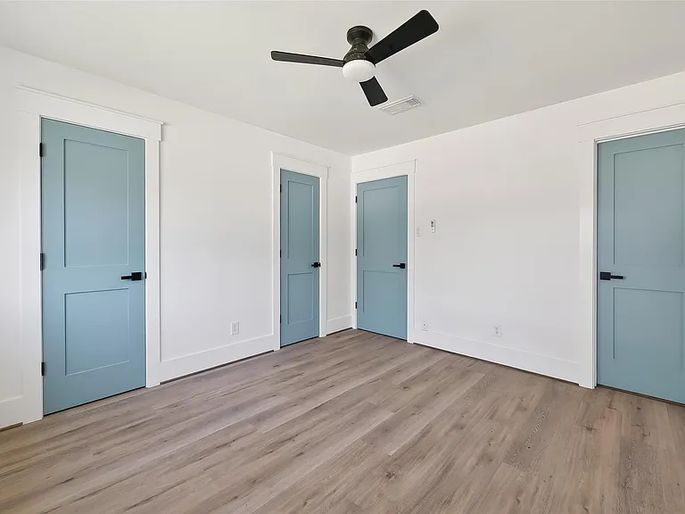 1906 Shadow Bend Dr — Photo 34