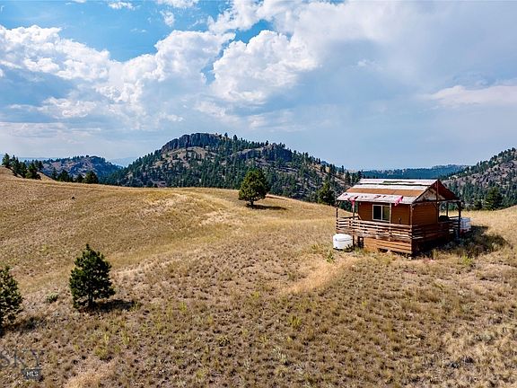 3rd image of 64 Lookout Point Ln